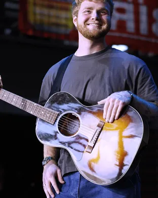 Alex Warren Raleigh
