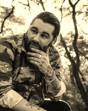 Koe Wetzel Greensboro