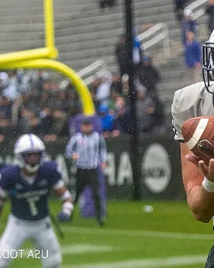 New Hampshire Wildcats Football Greensboro